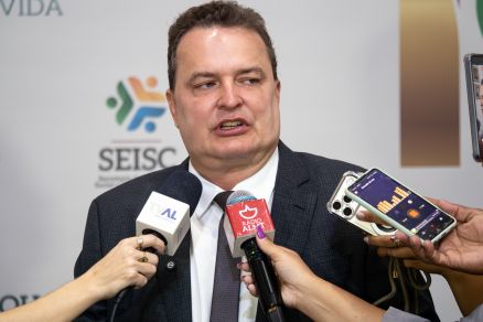 O presidente Max Russi aguarda parecer da Procuradoria da AL para decidir sobre instala��o ou n�o da CPI