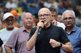 Pivetta critica gest�es passadas e fala de Governo �sem medo�