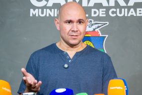 Abilio quer que CS Mobi ajude a reformar casar�es no Centro