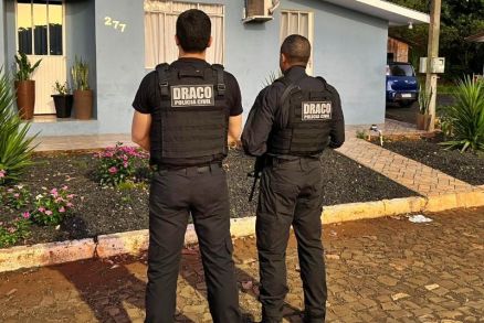 Pol�cia Civil apreendeu drogas, dinheiro e arma durante Opera��o 