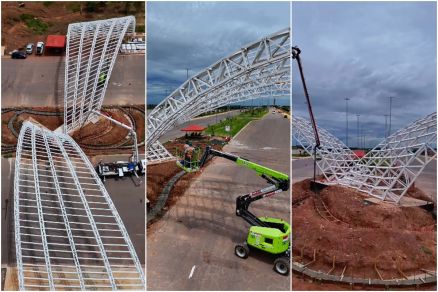 A estrutura do p�rtico de entrada do Parque Novo Mato Grosso j� est� sendo montada