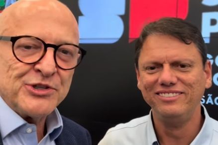 O vice-governador Otaviano Pivetta e o governador de S�o Paulo, Tarc�sio de Freitas, durante encontro em S�o Paulo