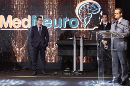 A MedNeuro foi idealizada no in�cio dos anos 2000 pelo Dr. Nilson Novais, com a proposta de organizar um servi�o integrado de especialistas e garantir atendimento local em casos de alta complexidade