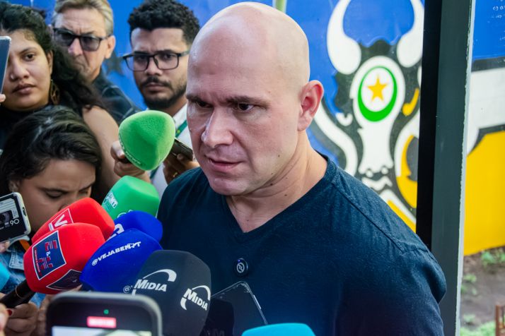 Abilio vai aos Estados Unidos e encontrar� Eduardo Bolsonaro