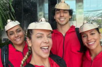 Carla Perez e fam�lia se disfar�am de La Casa de Papel para ver Ivete