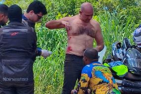 Abilio sofre les�es ap�s cair de moto durante trilha em Cuiab� 