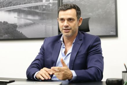 O administrador Rodrigo Santos