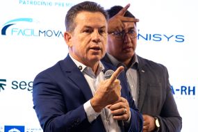 Mendes detona projeto e diz que Janaina tenta 