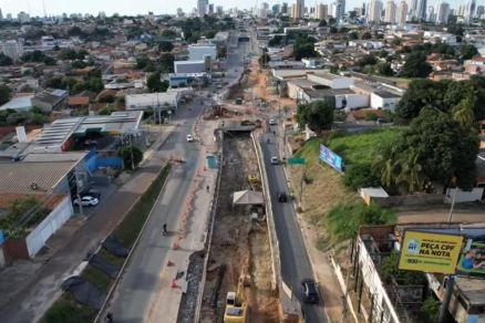 Nova trincheira na Avenida Miguel Sutil em Cuiab�