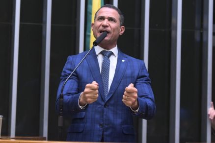 O deputado federal, Coronel Assis, que articulou para aprovar a PEC