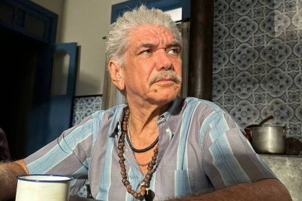 Jackson Antunes gostava de tirar selfies nos bastidores do remake de 'Renascer' em 2024 