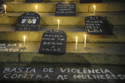 As marchas das mulheres tamb�m incluem na agenda, entre outro temas, cr�ticas ao imperialismo