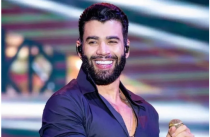 Gusttavo Lima � visto sem alian�a e reage ap�s pergunta de f�