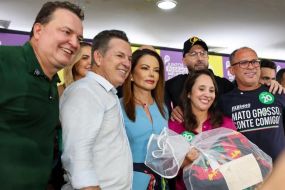 Primeira-dama � convidada a presidir o Podemos Mulher nacional