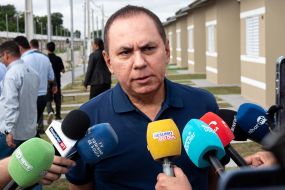 Dilem�rio minimiza apoio de Abilio a Paula e mant�m candidatura