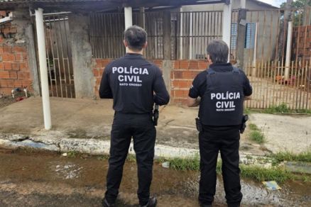 Policiais civis durante a Opera��o Reincidentes, em 