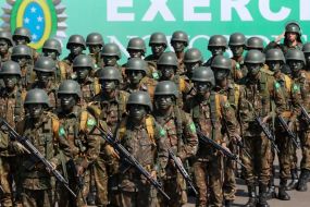 Ex�rcito investe R$ 1,3 bi em m�sseis e blindados