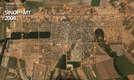 A primeira imagem, de 2004, mostrou uma Sinop menos desenvolvida