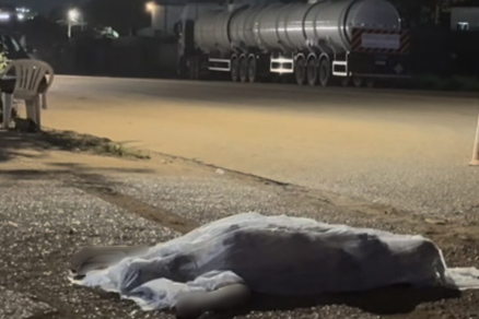 Motociclista foi arrastado por 1 km ap�s colis�o com carreta em MT 