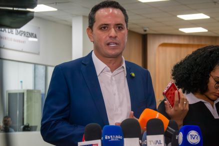 O deputado estadual Diego Guimar�es, que rebateu cr�ticas e classificou como natural di�logo com PL