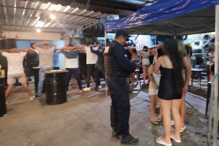 Estabelecimento Distribuidora Rotat�ria, na Avenida dos Trabalhadores, onde o propriet�rio foi preso nesta quarta-feira (18)