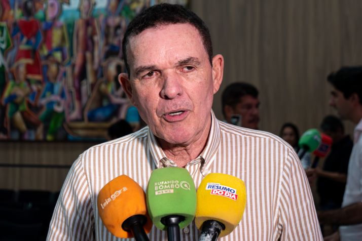 Juarez prev� novo perfil a Pivetta e nega indicar secretariado