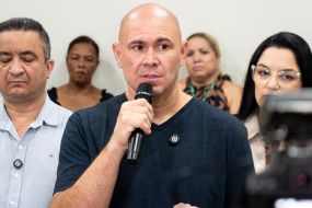 Abilio justifica licita��o e promete trocar radares por lombadas