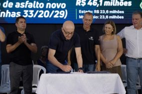 Estado e Prefeitura firmam conv�nios para restaurar a MT-449