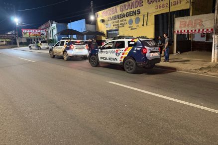 Homem foi baleado por equipe da Pol�cia Militar ap�s persegui��o em avenidas