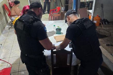 Agentes da Pol�cia Civil durante a Opera��o Codinome Fantasma III