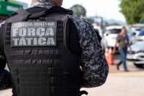 For�a T�tica prende faccionado com 174 por��es de drogas