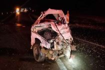 Acidente entre Uno e carreta deixa dois mortos em rodovia de MT