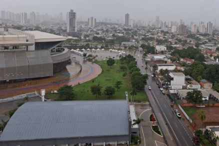 Cuiab� amanheceu sob chuva nesta quinta-feira (26)