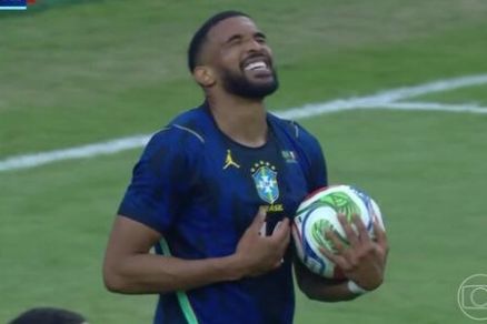 Bremer, autor do gol do Brasil na partida