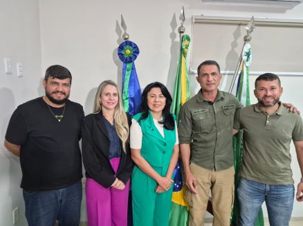 O deputado Coronel Assis reuniu-se com a prefeita de C�ceres
