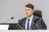 TCE-MT mant�m suspens�o de preg�o de R$ 239 mil