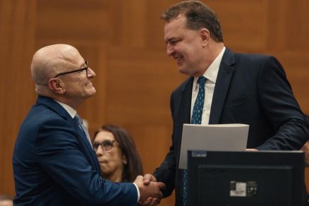 Max Russi empossou o novo governador do Estado, Otaviano Pivetta