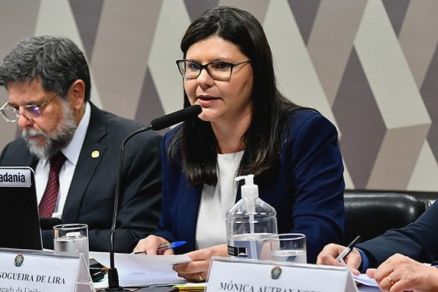 A conselheira Daiane Nogueira de Lira, que negou liminar � Associa��o dos T�cnicos Judici�rios do Poder Judici�rio de MT