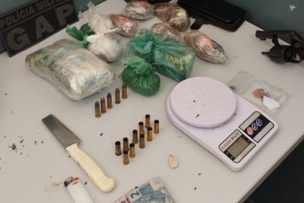 Homem � preso com coca�na e maconha em interior de MT 