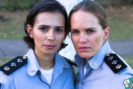 O casal Patr�cia Santos e Susane Tamanho: militares