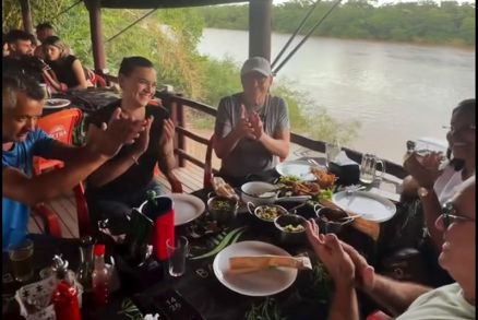 O governador Otaviano Pivetta e a deputada federal Gisela Simona almo�aram juntos no anivers�rio de Cuiab� e anunciaram orla no bairro S�o Gon�alo Beira Rio