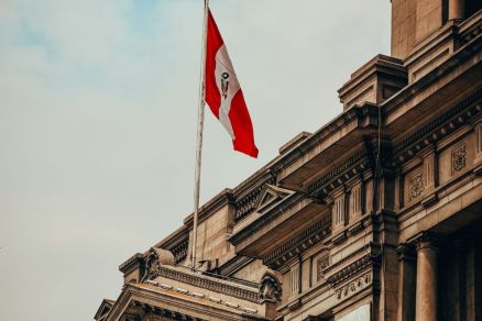 Peru volta �s urnas neste domingo (12) para escolher seu d�cimo presidente em uma d�cada