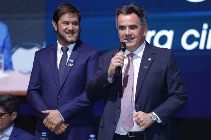 Fl�vio refor�a negocia��o por alian�a; PP e Uni�o sinalizam apoio