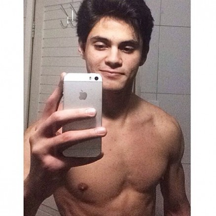 LUCAS VELOSO