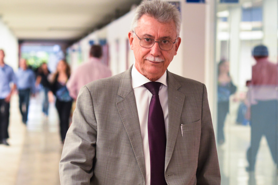 MidiaNews | Bezerra nomeia 2º suplente de senador para comandar MDB em Cuiabá