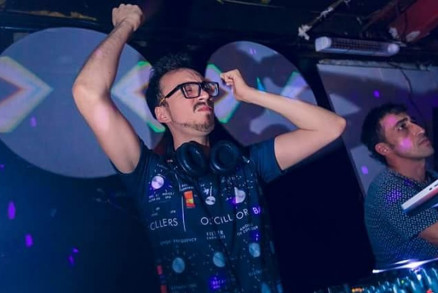 DJ