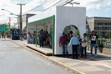 Ponto de Ã´nibus Pantanal Shopping 11-06-2018