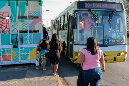 Ponto de Ã´nibus Pantanal Shopping acessibilidade 