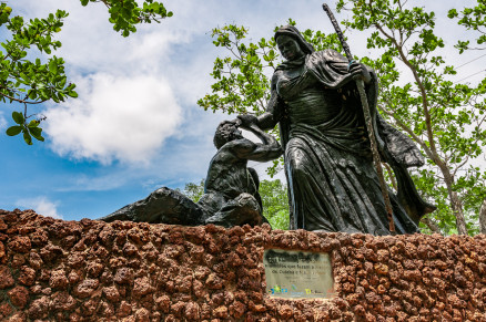 Estátua Mãe Bonifácia