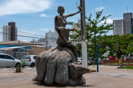 Monumento Maria Mendes